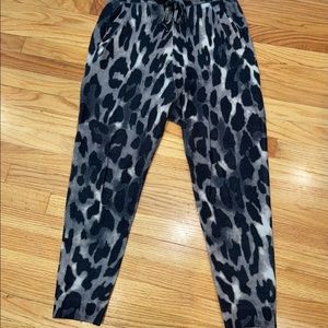 360 cashmere (naked cashmere) leopard print jogger